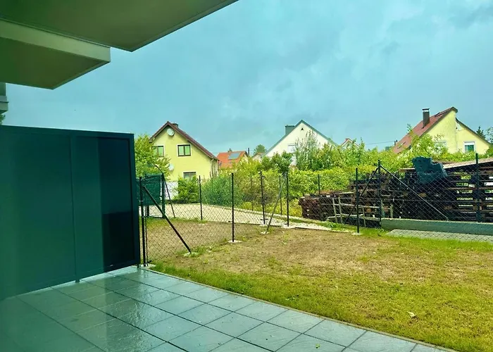 Modern Stylish Apartment With Garden & Free Parking